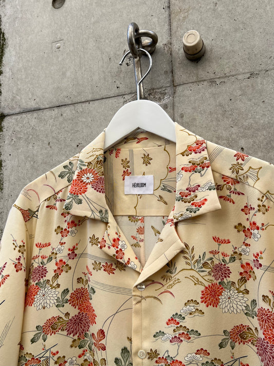 Vintage Kimono - Floral & Landscape - Cream yellow