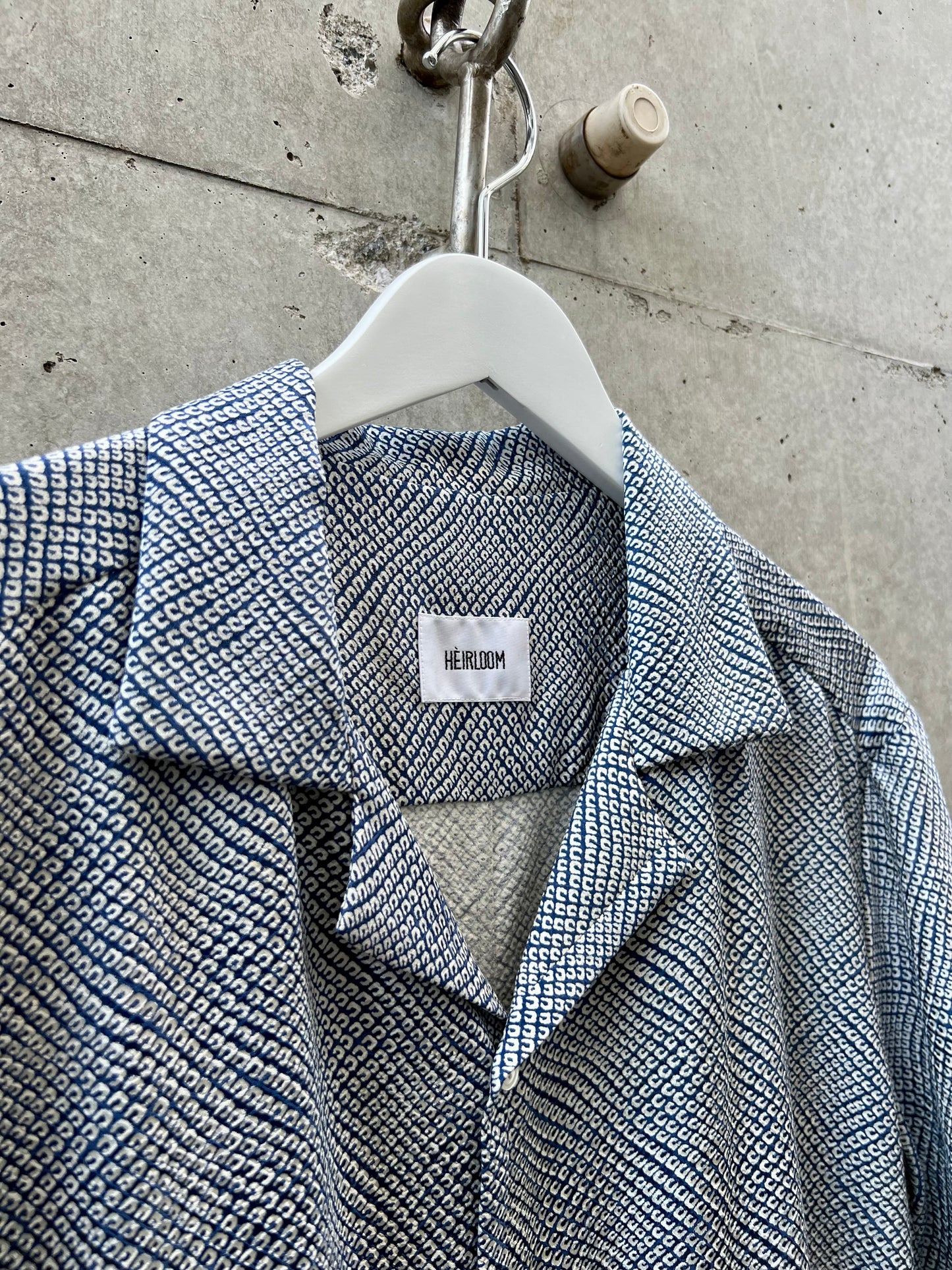 Vintage Kimono - White dot pattern blue shirt