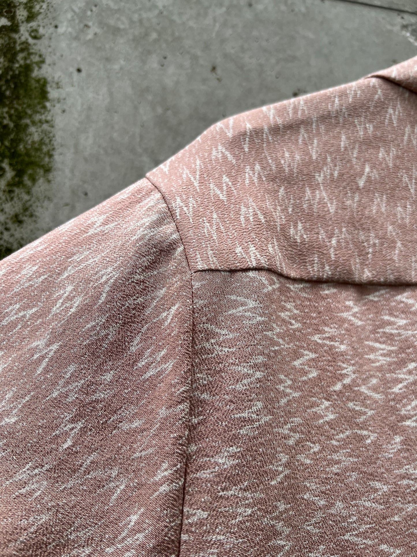 Vintage Kimono - Pale pink colour shirt