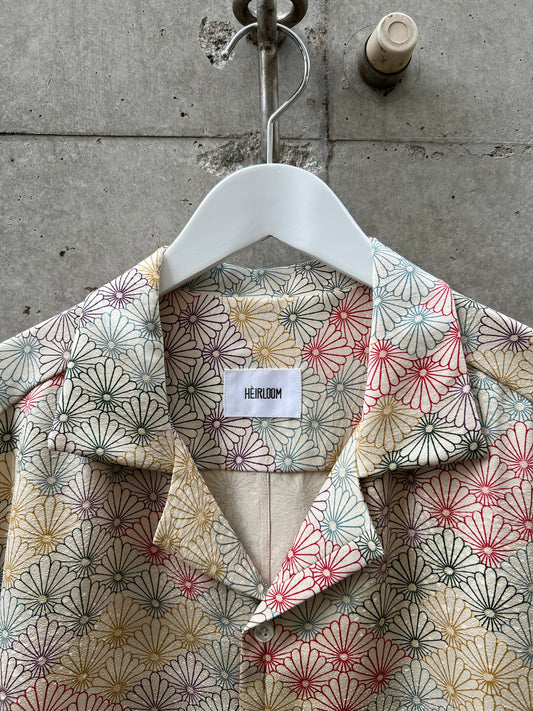 Vintage Kimono - Chrysanthemum Wave Pattern - Champagne gold