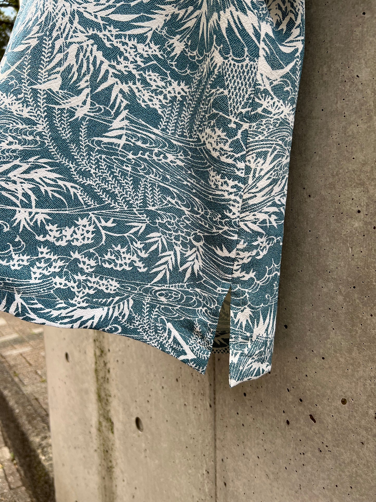 Vintage Kimono - Landscape, flowing water pattern - Light blue