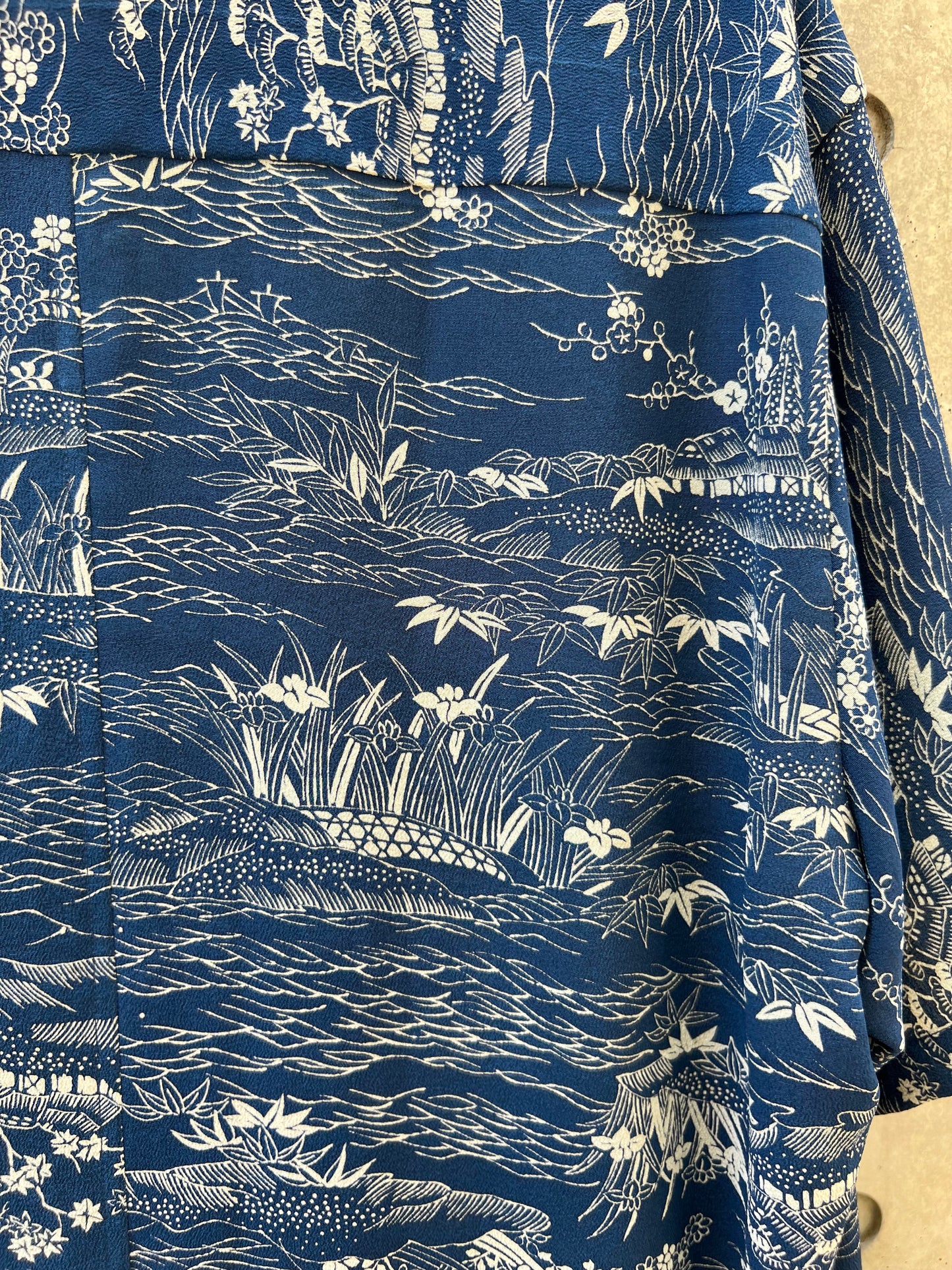 Vintage Kimono - Landscape - Navy