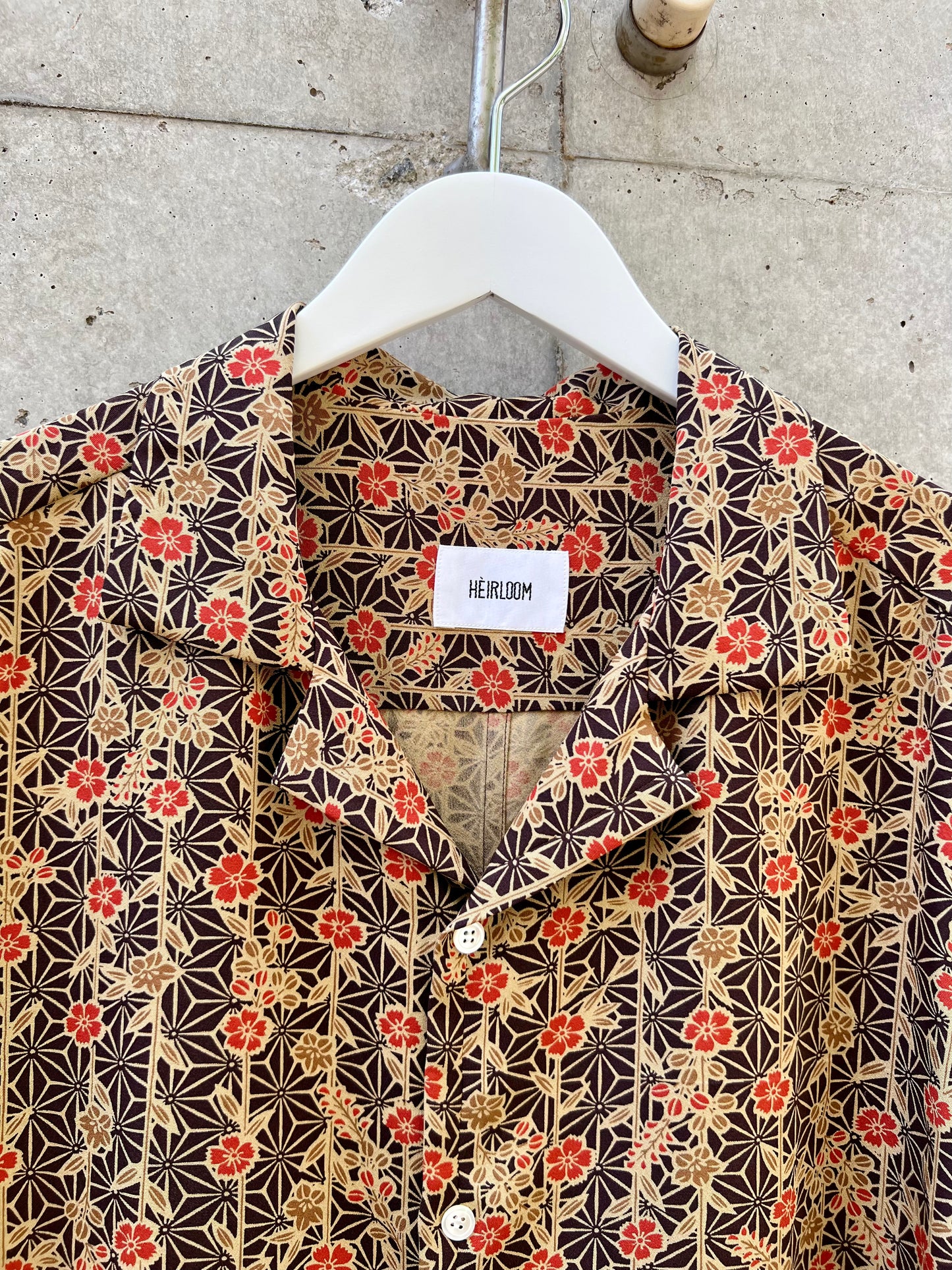 Vintage Kimono - Multi flowers (Pink flower, Bush clover, Balloon flower, Hemp leaf) - Brown
