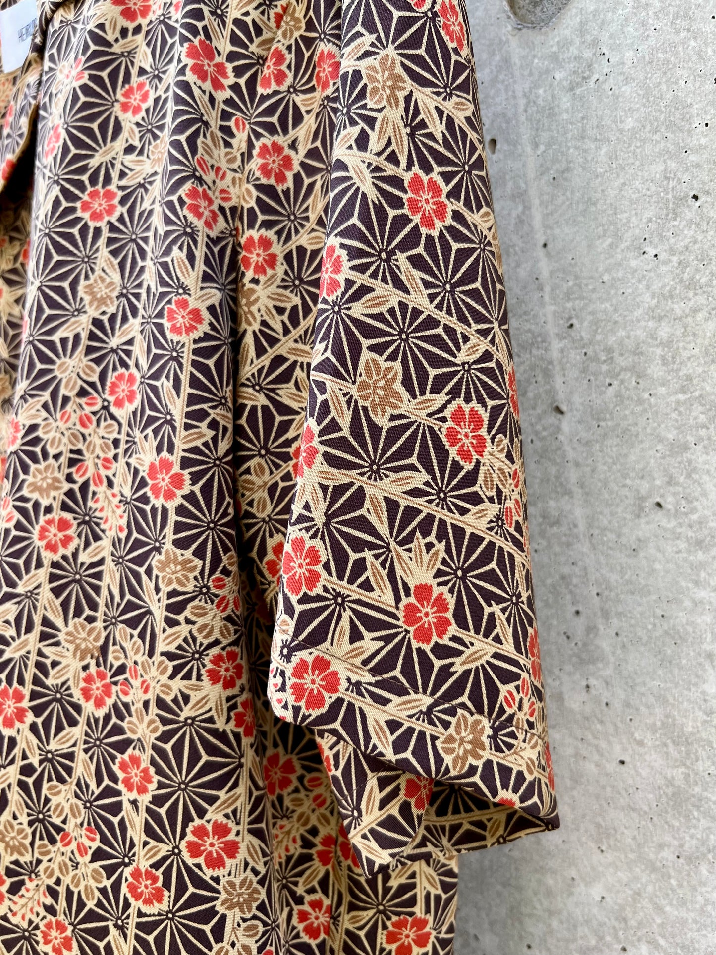 Vintage Kimono - Multi flowers (Pink flower, Bush clover, Balloon flower, Hemp leaf) - Brown