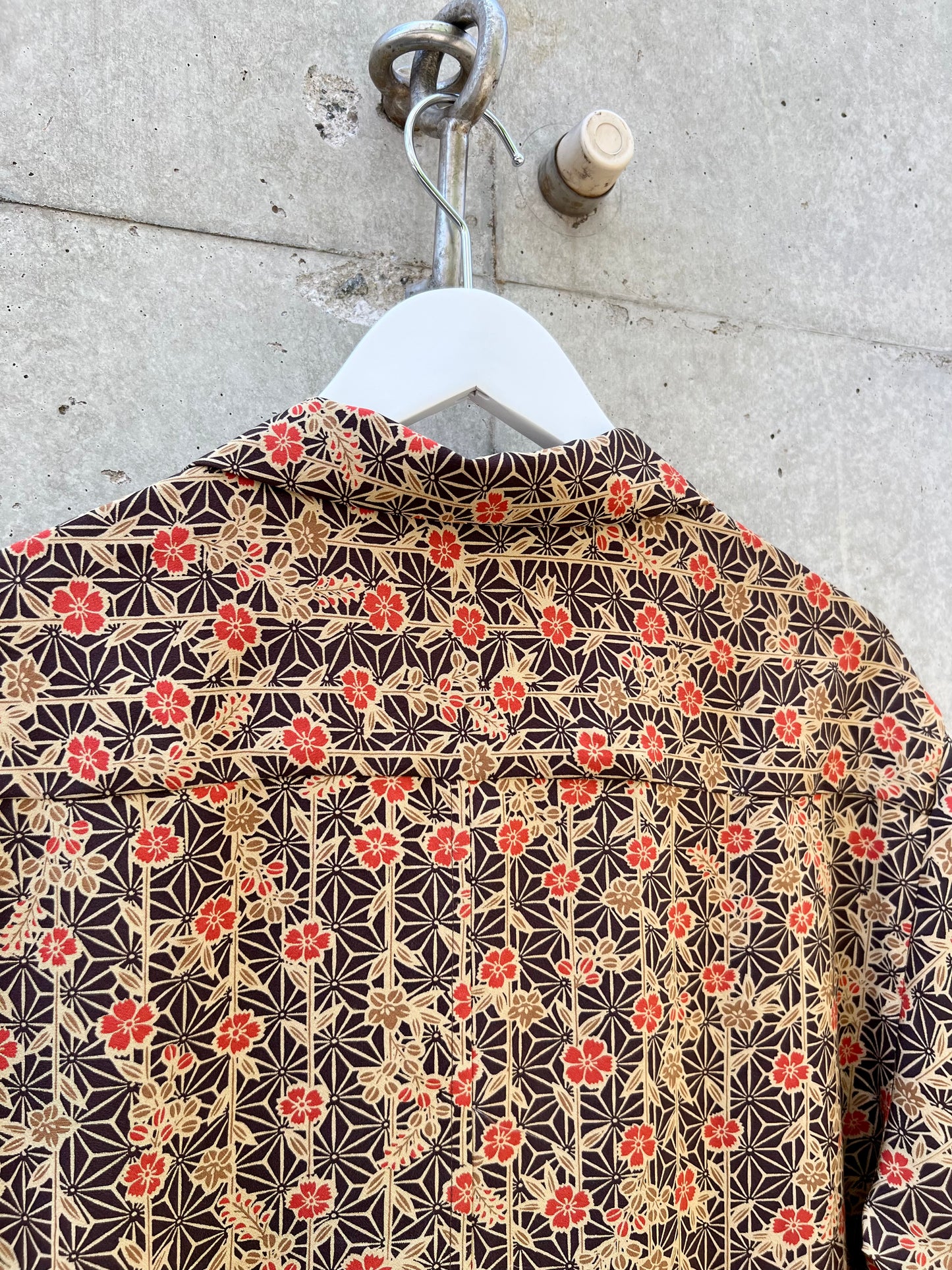 Vintage Kimono - Multi flowers (Pink flower, Bush clover, Balloon flower, Hemp leaf) - Brown