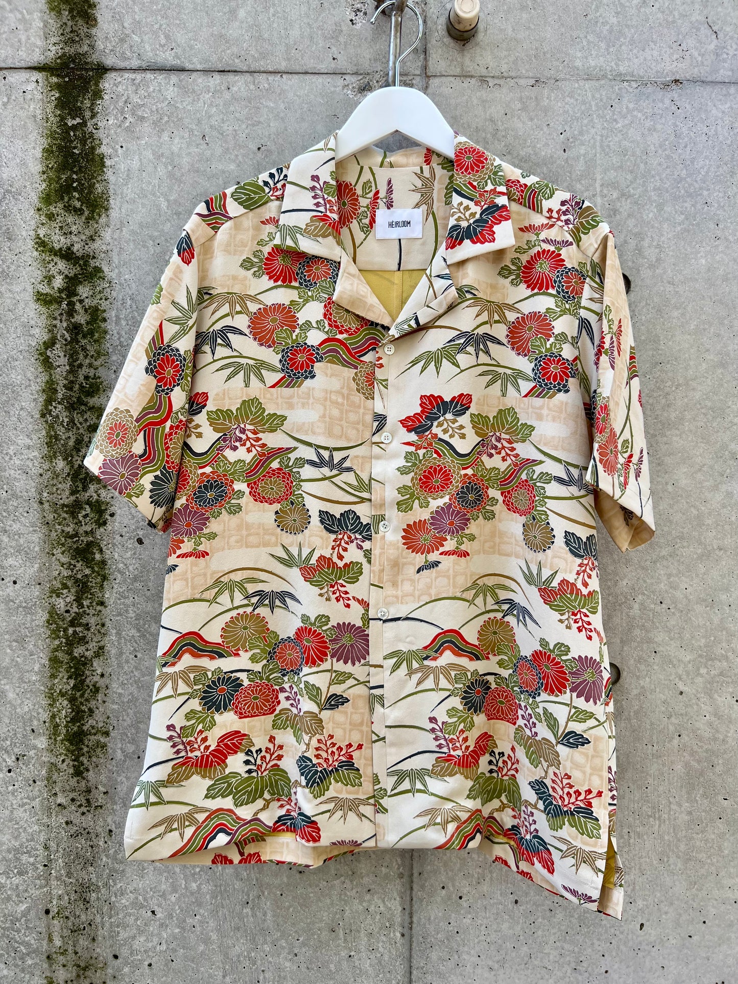 Vintage Kimono - Multi pattern(Chrysanthemum, Bamboo, Ceremonial ribbon, Cloud) - Beige