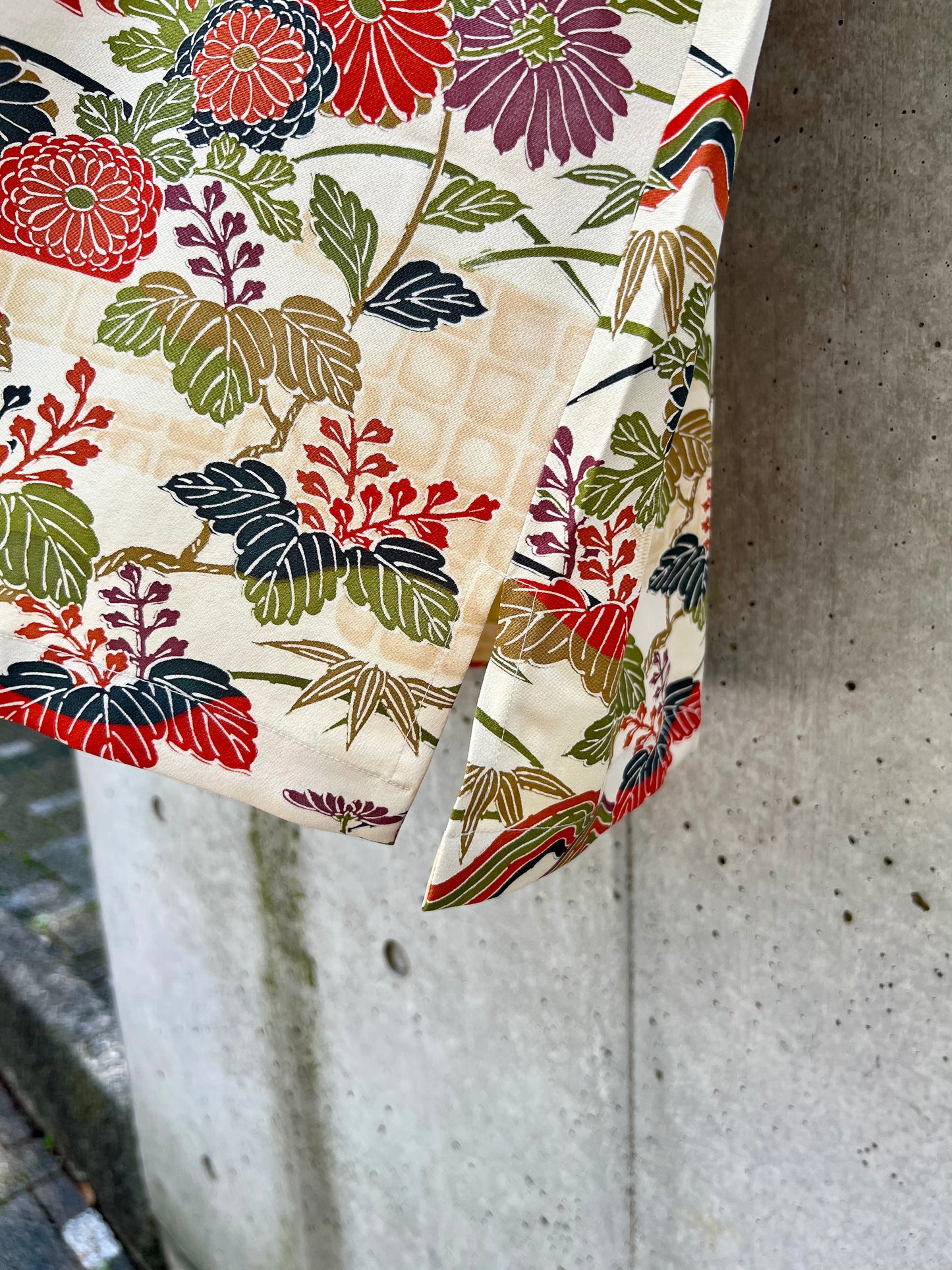Vintage Kimono - Multi pattern(Chrysanthemum, Bamboo, Ceremonial ribbon, Cloud) - Beige