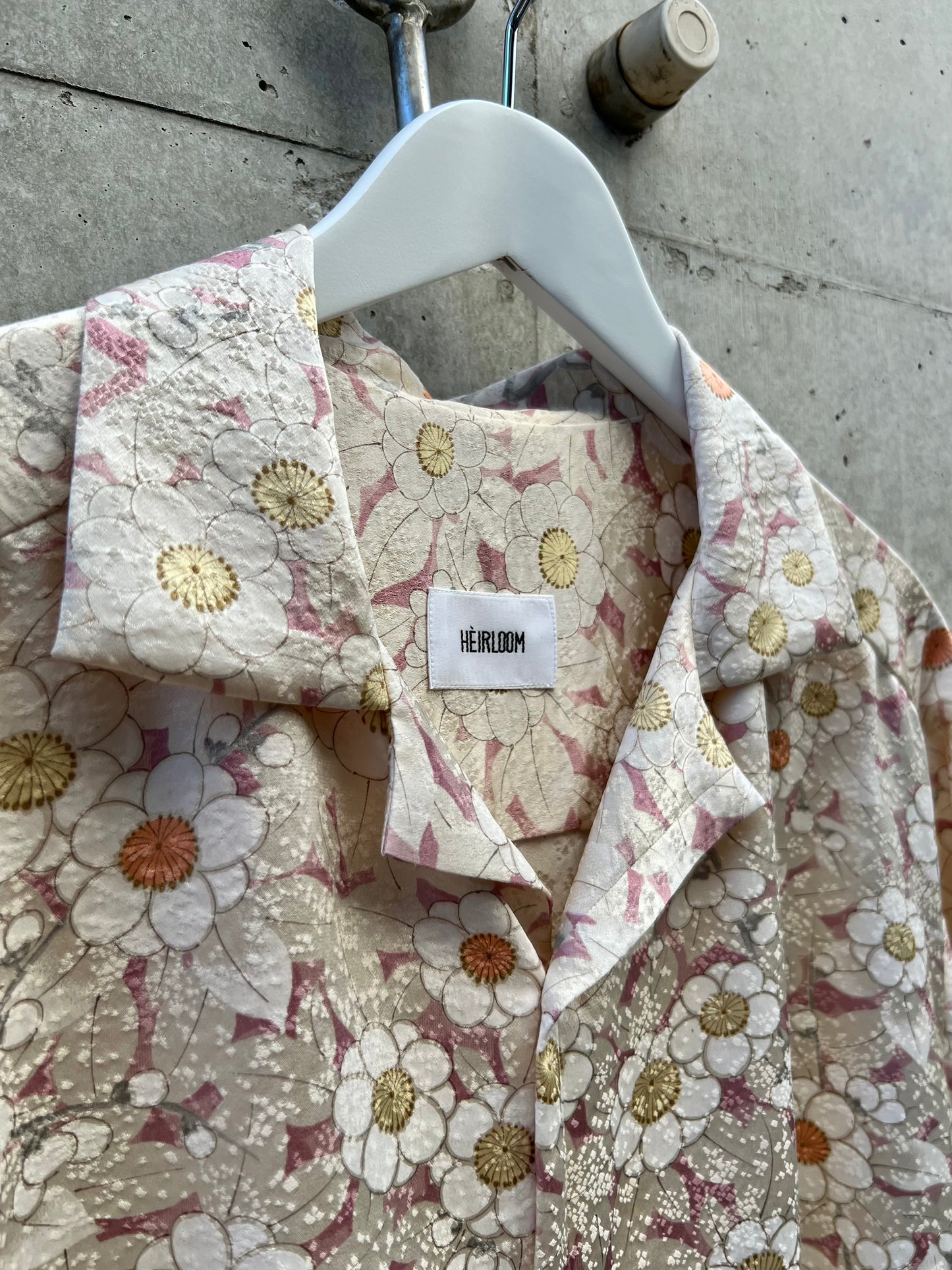 Vintage Kimono - Flower - White